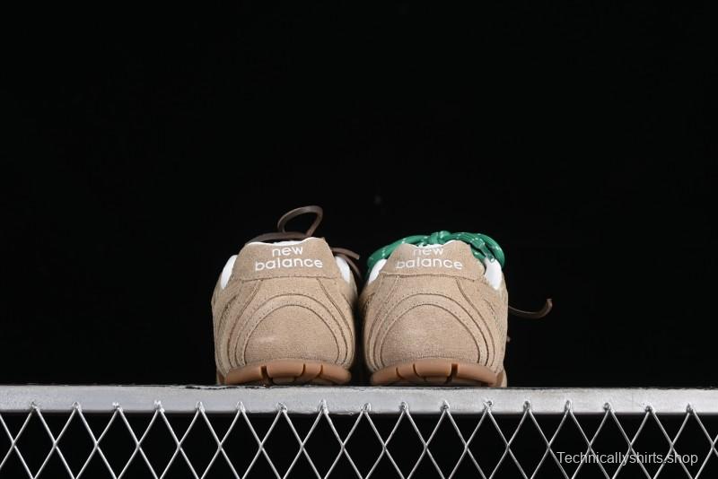 Miu Miu x New Balance 530 Low-Top Retro Running Sneakers with Dual Lace Design - G.D4