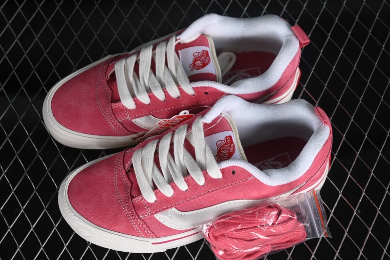 Vans Classics Knu Skool Retro Sneakers with Thick Tongue and Puffy Design - VN0009QCBJ1