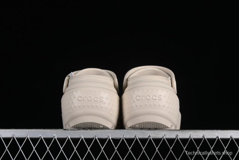 Crocs Classic Clog Snow House Retro Beach Clogs with Adjustable Heel Strap - B.D4