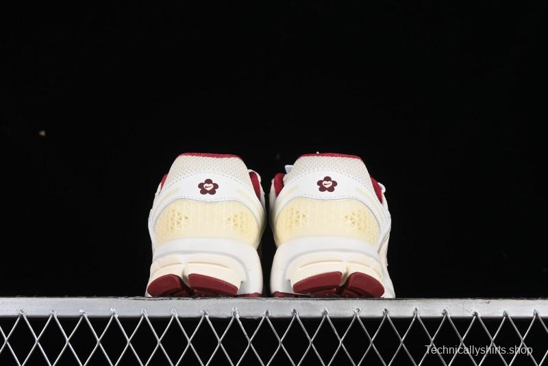 Nike Zoom Vomero 5 Retro Casual Running Shoes with EVA Midsole Cushion - HF0737-111