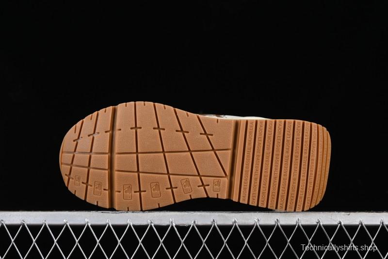 New York Yankees MLB Chunky Runner Denim Monogram Lightweight Casual Sneakers - 3ASHCRM3N43BRS