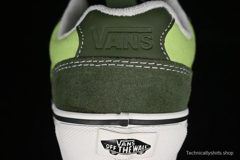 Vans Chukka Push Low-Top Skate Shoes with Slip-Resistant Sole in Apple Green - VN0008ZE08P