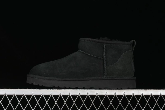 UGG Classic Ultra Mini Short Boots with Genuine Australian Sheepskin and TREADLITE Outsole - 1116109
