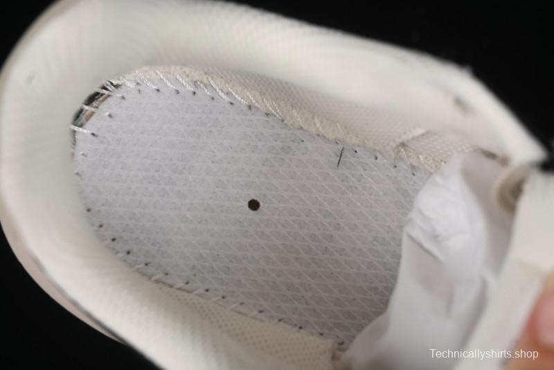 MLB Chunky Classic Base New York Yankees Lightweight Platform Casual Sneakers - 3ASXBMN4N50BKS