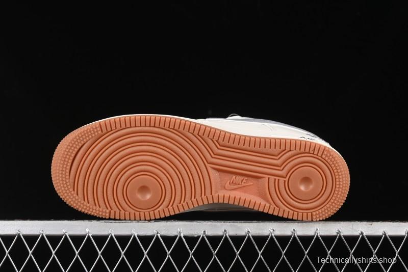 Nike Air Force 1 '07 Low Stussy Collaboration - Light Bone Gum Sole Casual Sneakers - XZ5688-003