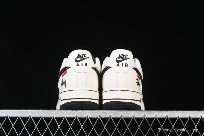 Nike Air Force 1 '07 Low Stussy Collaboration - Black Woven Label Low-Top Casual Sneakers - SJ6698-011