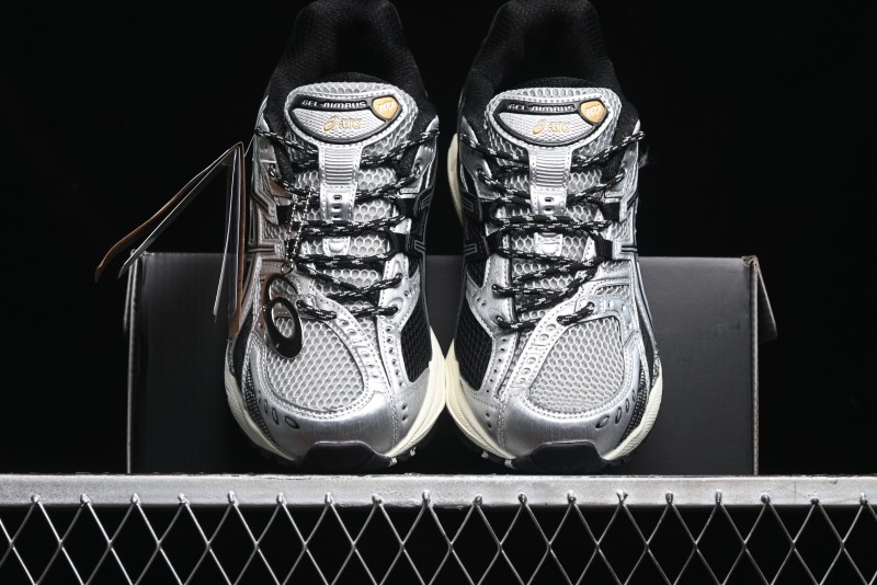 Asics Gel-Nimbus 10.1 Retro Breathable Casual Shoes with Cushioning for Men - 1203A543-020