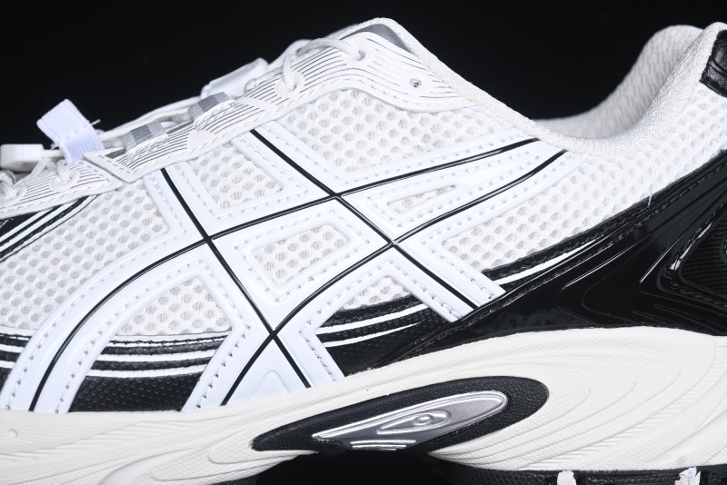 Asics Gel-Kahana Tr V4 Running Shoes with FF BLAST PLUS Cushioning - 1203A497-100