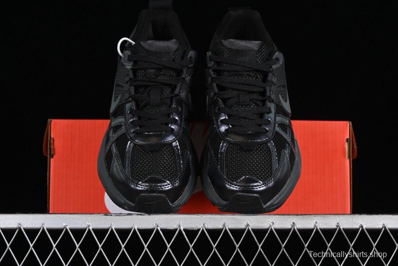 Nike Runtekk V2K Retro Low-Top Running Shoes with Cushlon Midsole and Anti-Slip Design - FD0736-001