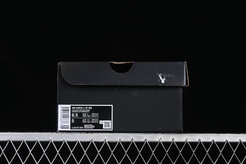 Nike Air Force 1 '07 WB Low-Top Sneakers with Full-Length Hexagonal Air Cushion - CJ9179-200