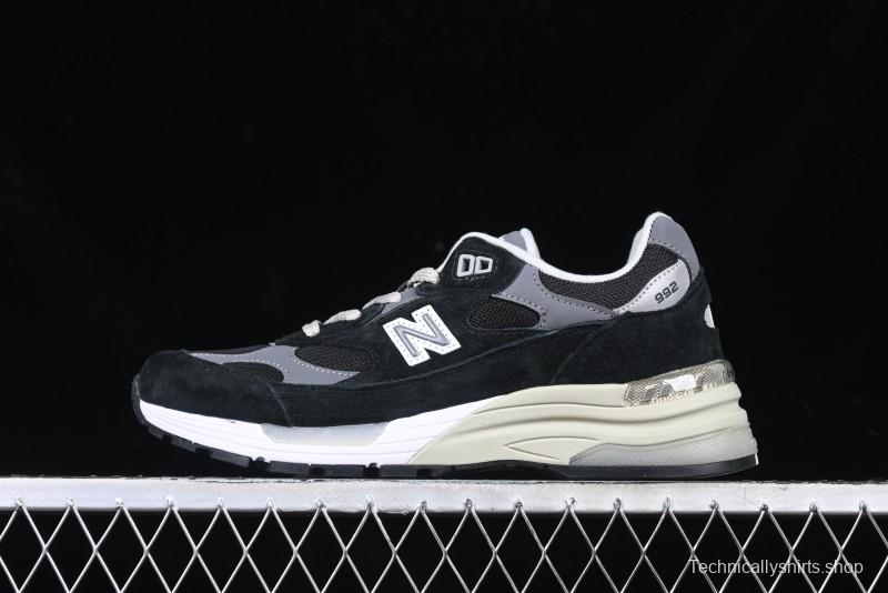 New Balance Made In USA 992 Classic Retro Running Sneakers with Superior Comfort - M992BK