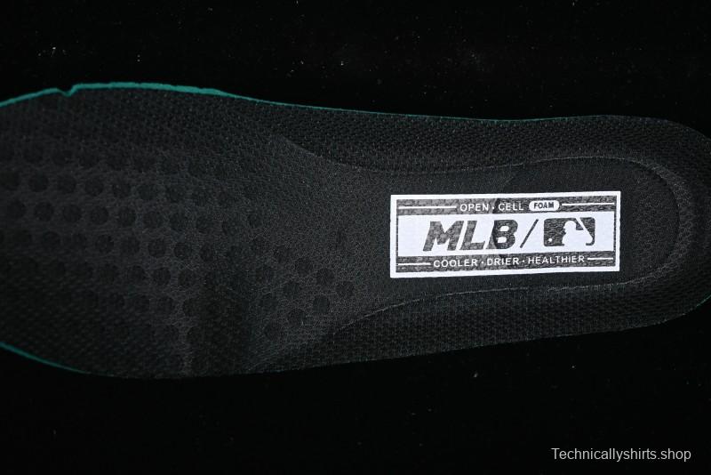 NY Yankees Black Leather Sneakers with Bold Pink Logo