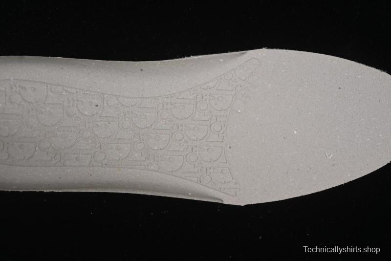 Dior B30 Sneakers with CD Logo Detail - AJE5