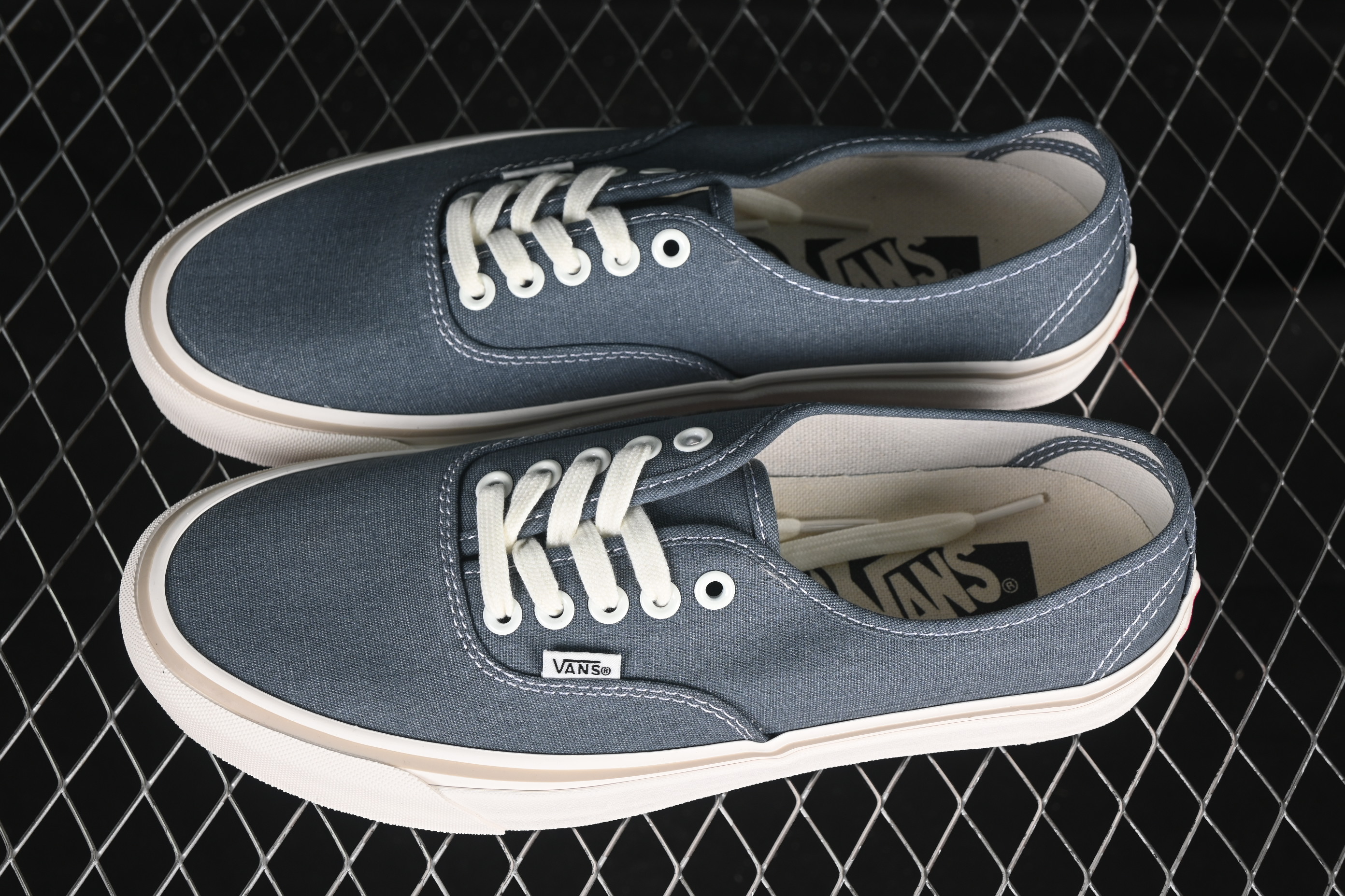 Vans Authentic Reissue 44 Low-Top Casual Skate Shoes - VN000CW2RV2