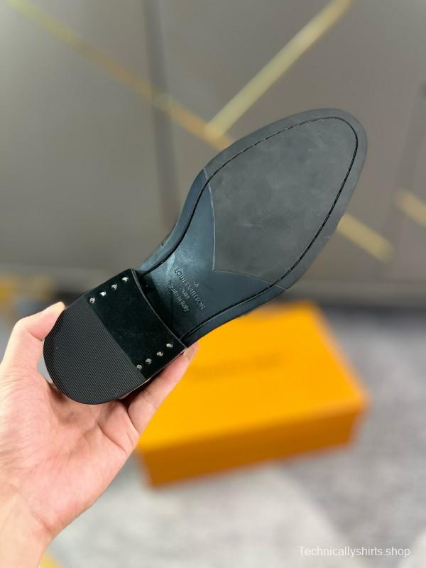 2024 Men Louis Vuitton Black Leather Formal Shoes MJ00290