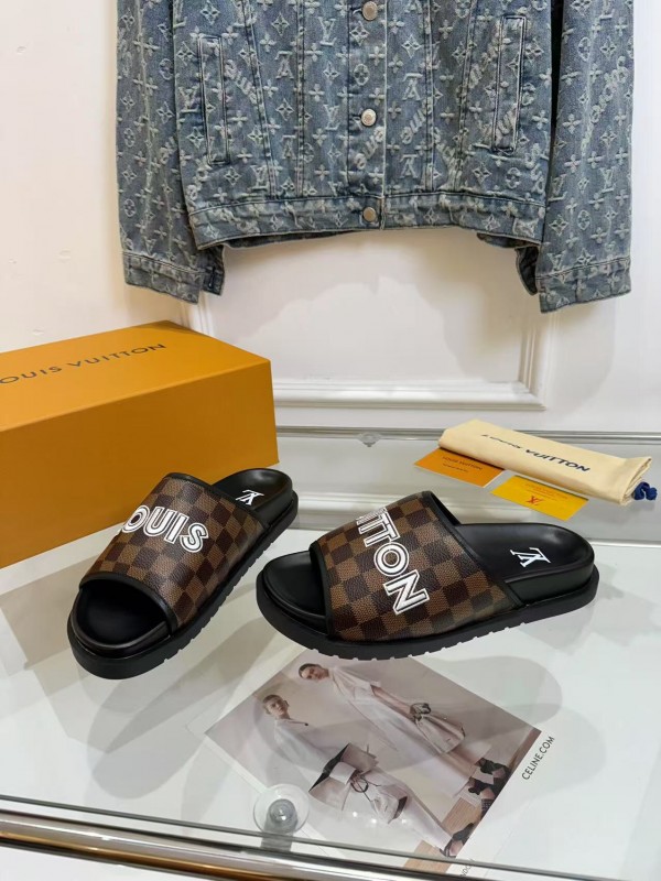 2025 LV Brown Canvas Slippers
