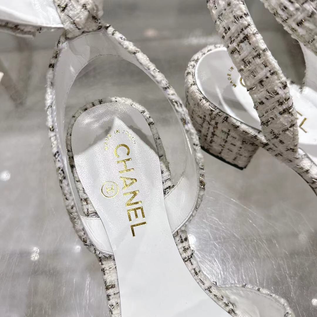 2025 Women Chanel White Black Tweed Leather Sandals LY00280