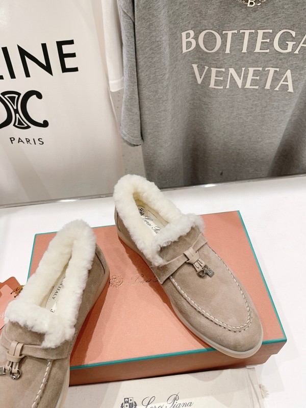 2024 Unisex LP Beige Suede Shearling Loafers MJ00300