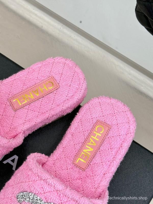 2025 Slippers Chanel Pink Terry Cloth Crystal CC Logo KFY00220
