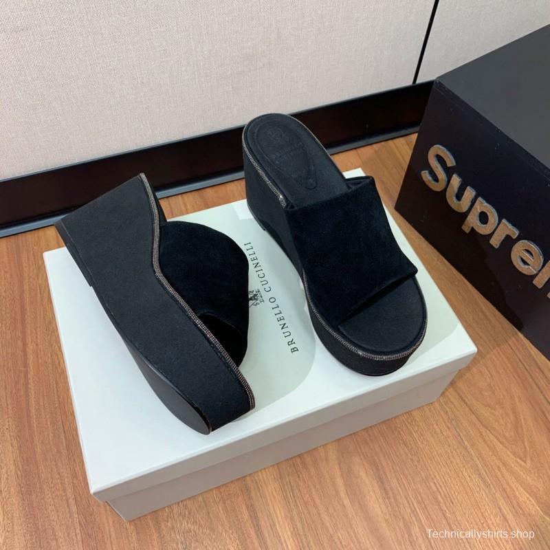 2025 Women BRUNELLO CUCINELLI Black Suede Platform Slide Sandals Casual Craftsmanship KFY00275(F)