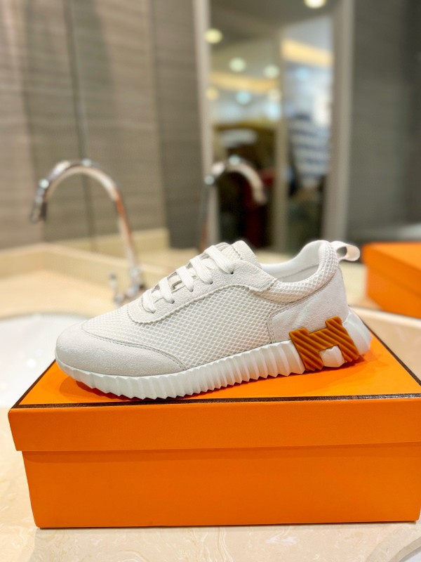 2024 Unisex Hermès White Imported Calfskin Velvet Fabric Casual Sneakers MJ00320