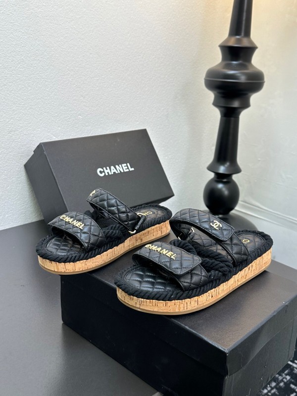 2025 Slippers Chanel Black Leather Cork Sole Sandal LY00250