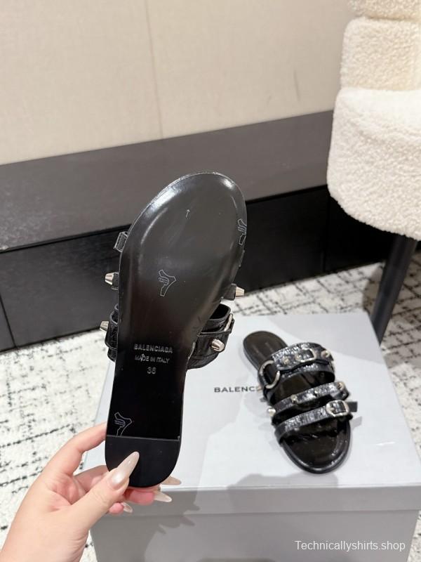 2025 Slippers Balenciaga Black Leather Metal Buckle KFY00289