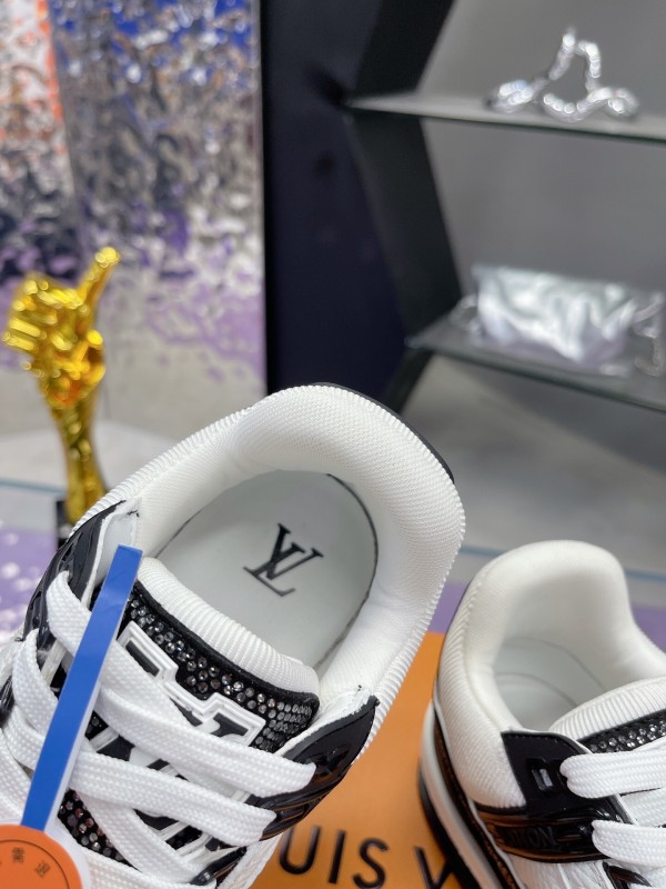 2025 Unisex Louis Vuitton White Black Leather Fabric Plimsolls Handcrafted Rhinestones AS00400