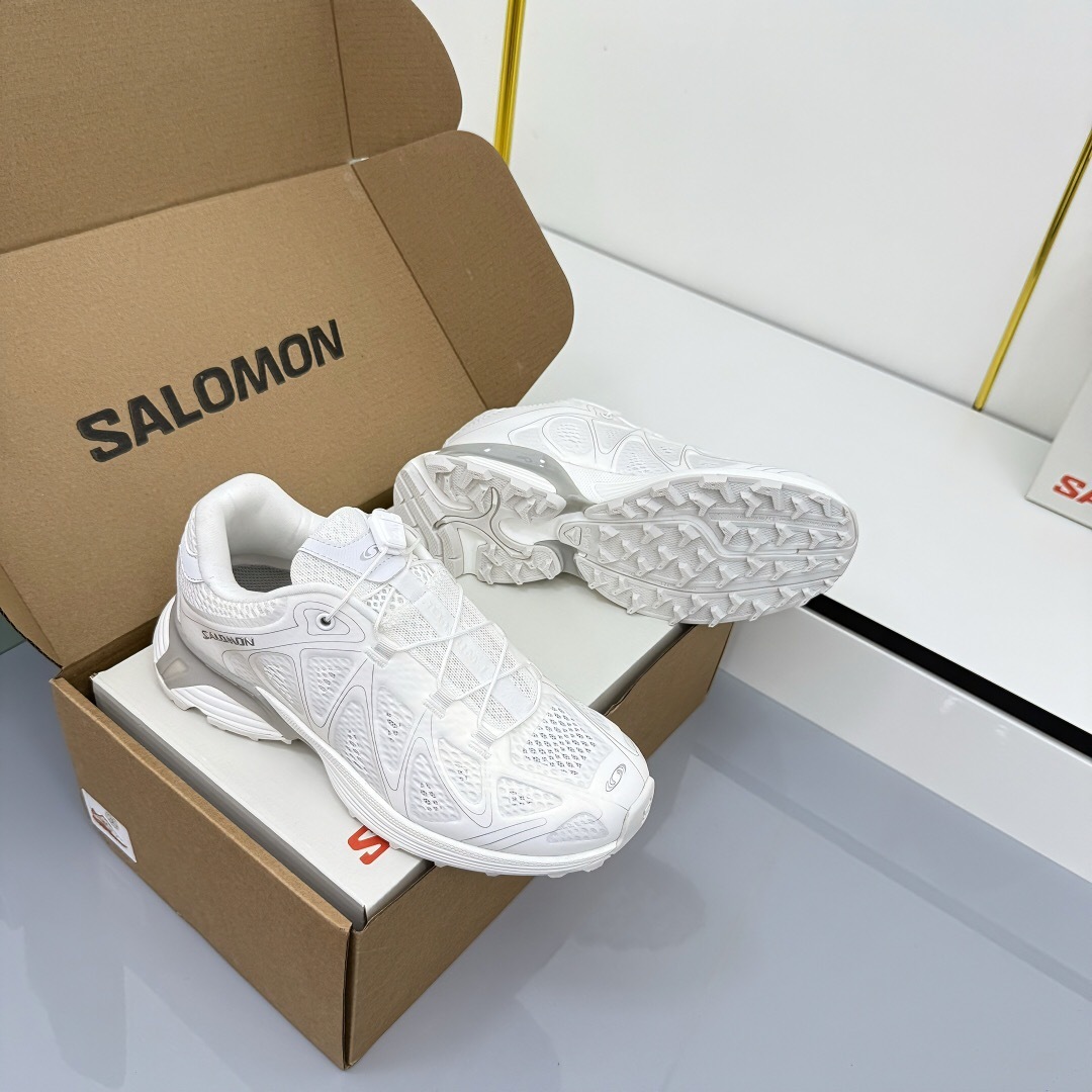 Salomon XT Whisper Casual Shoes with Thick Sole and Future Design - LY00310