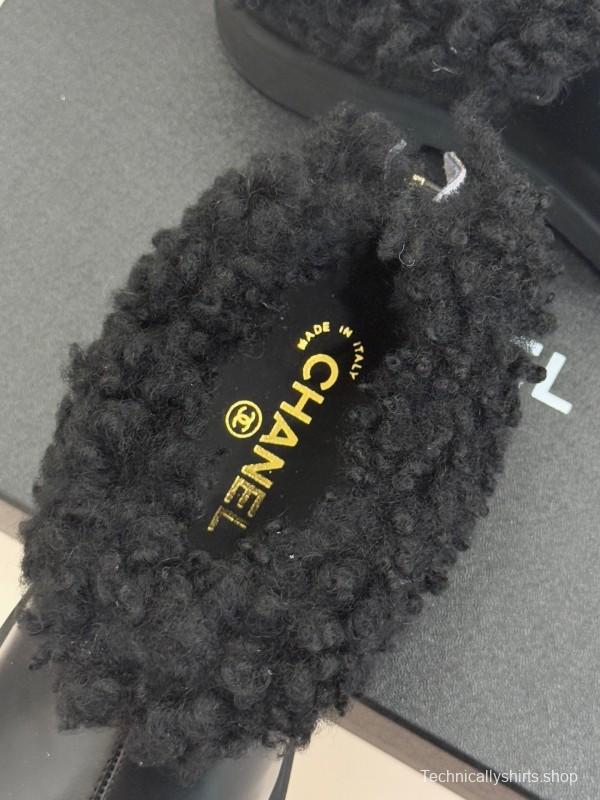 Chanel 2025/SS Double C Color-Block Shearling Snow Boots - KFY00270