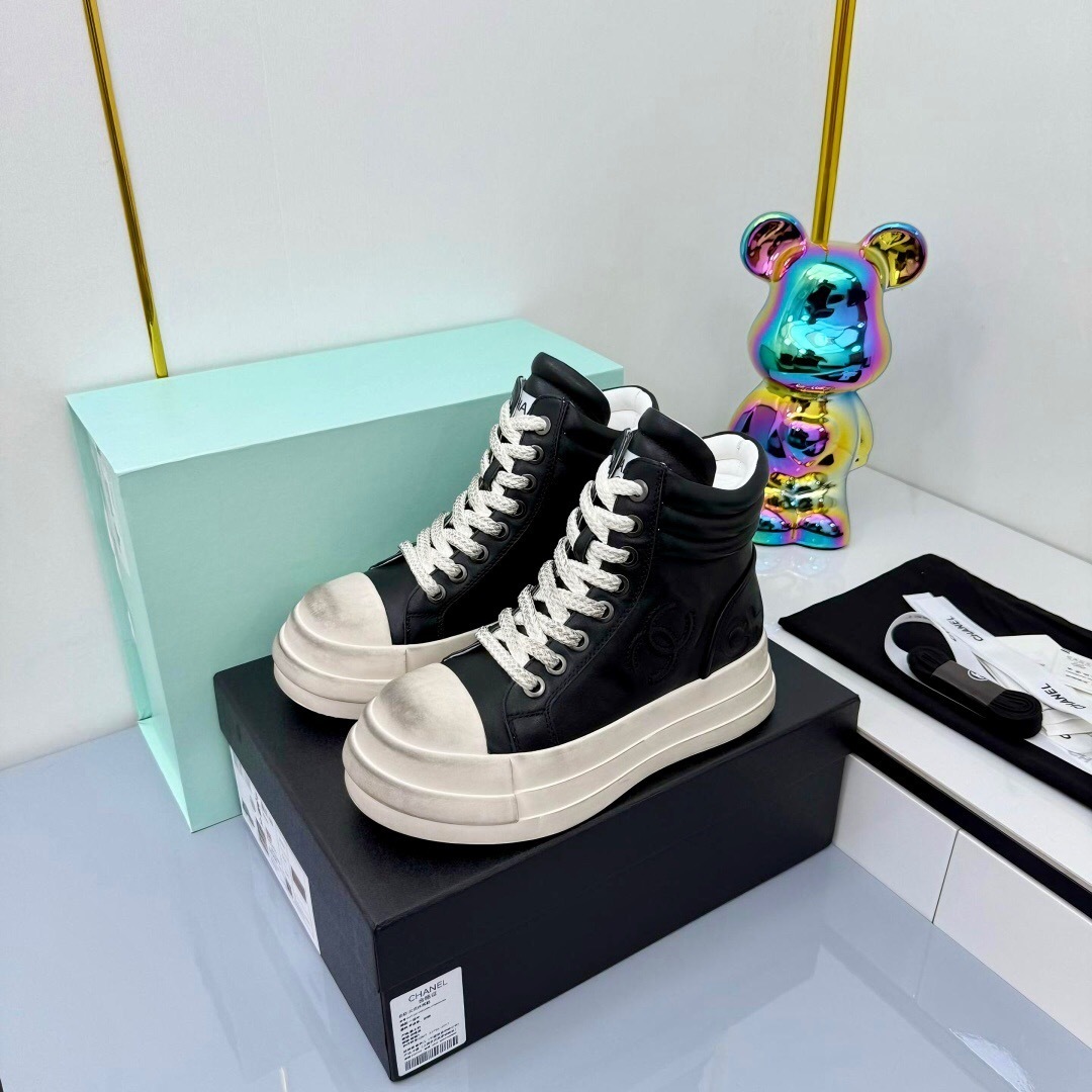 Chanel 2025 SS Short Boots Essential Autumn Winter Heavy Duty Style - LY00400