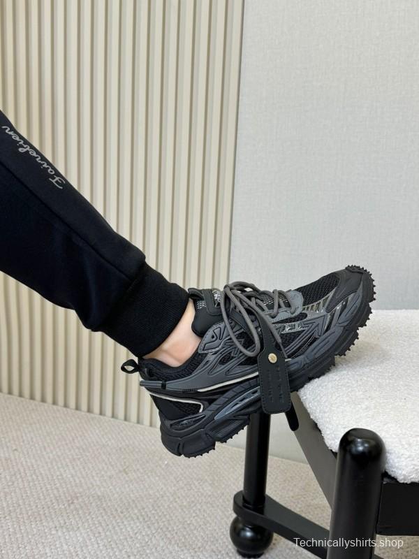 OFF-WHITE Seasonal Collection Lightweight Running Shoes - LY00380