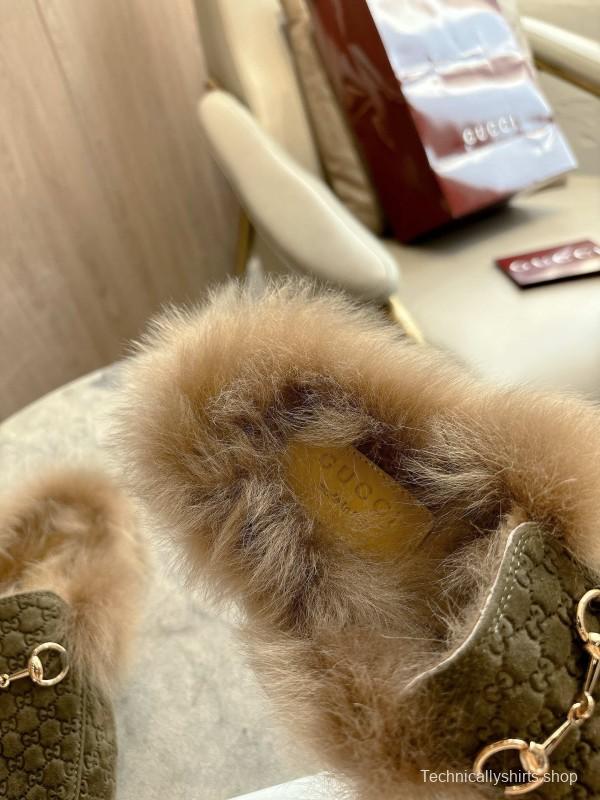 Gucci Fur Mule with Double G Pattern - LY00340