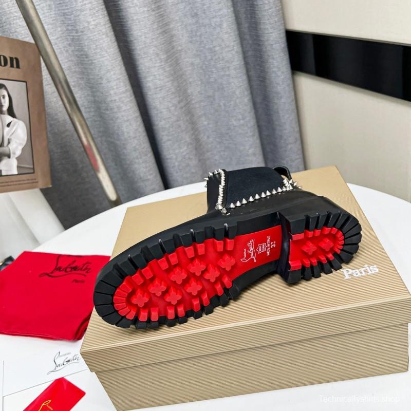 Christian Louboutin Fall/Winter 2025 Classic Ankle Boots with Studded Design - LY00330
