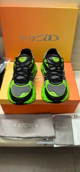 Dior B35 Dad Shoes Retro Style Sneakers - AS00400