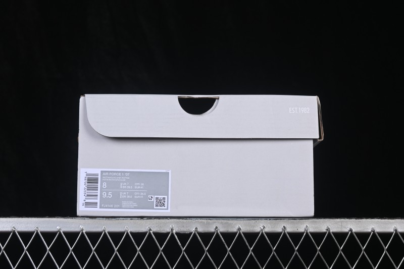 Nike Air Force 1 '07 Low Basketball Sneakers with Full-Length Air Cushion - FJ4146-201