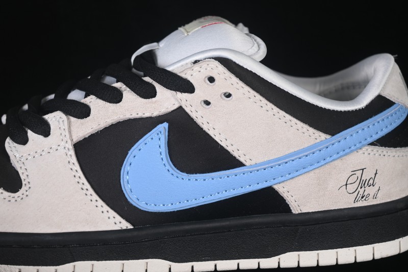 Nike SB Dunk Low Pro Skateboarding Shoes with Cushioned Collar - FZ5645-100
