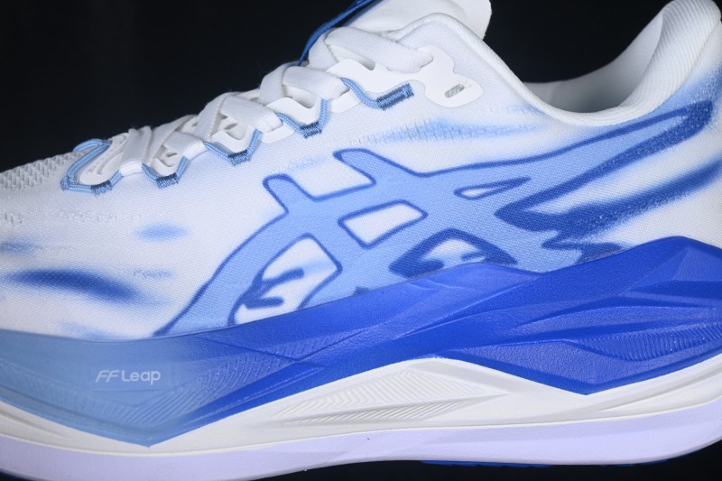 Asics Superblast 3 Running Shoes with Breathable Comfort and Cushioning - 1013A177-600