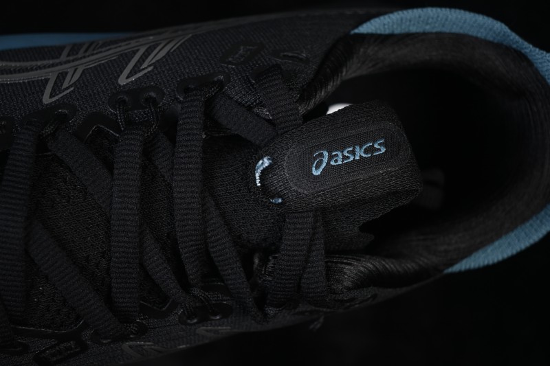 Asics Gel-Nimbus 28 Retro Breathable Casual Running Shoes with Cushioning - 1011C127-060