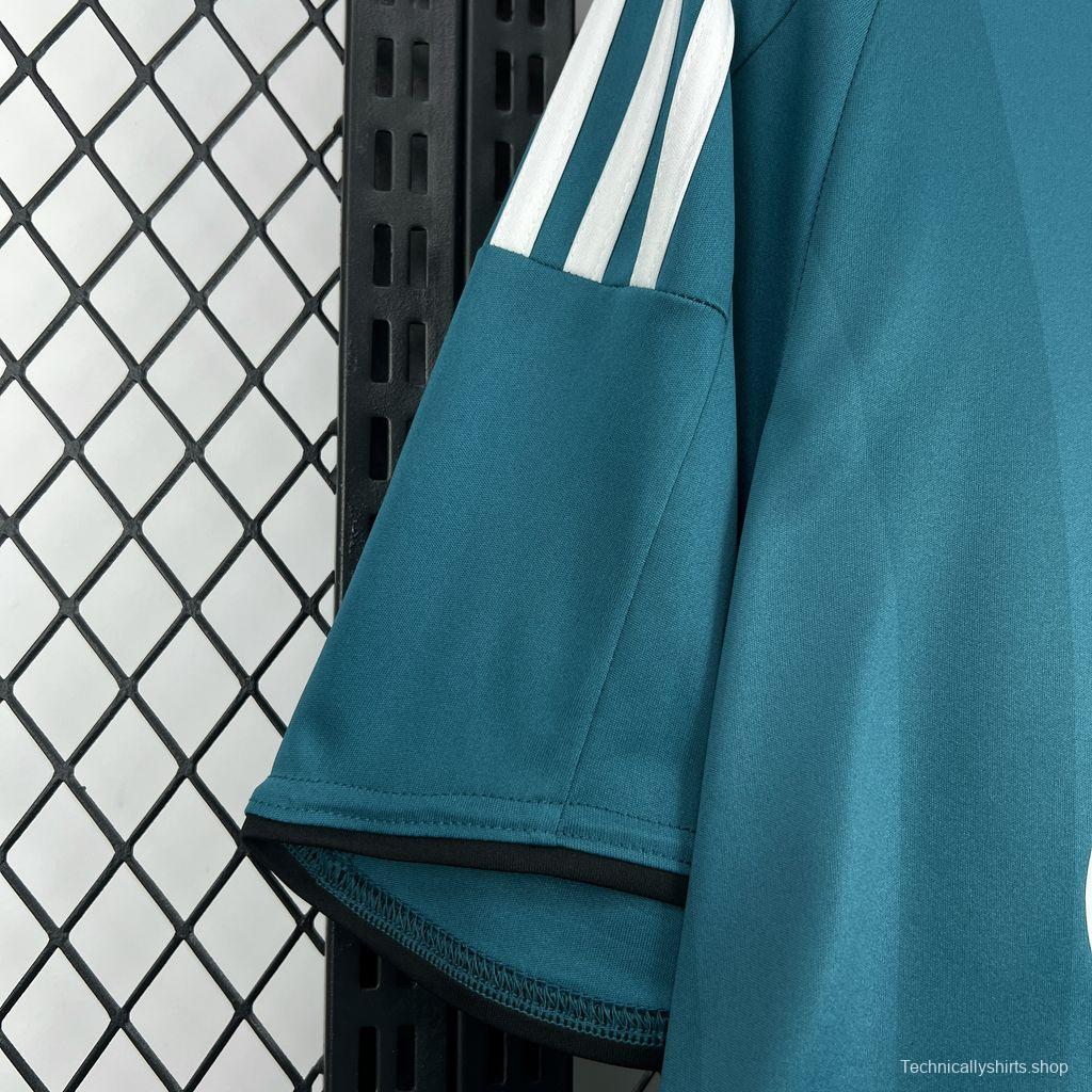 2008/09 Retro Liverpool Third Jersey