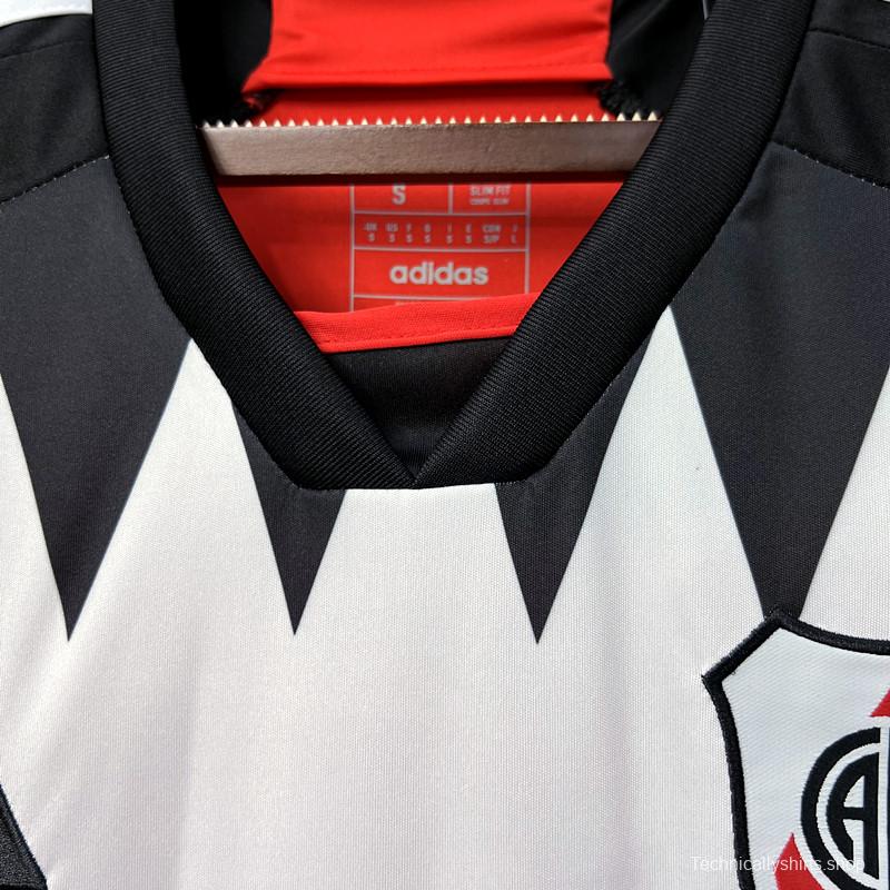 23/24 River Plate Away Jersey