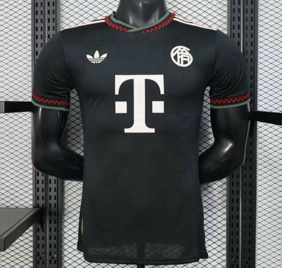 Player Version 25/26 Bayern Munich Oktoberfest Black Jersey