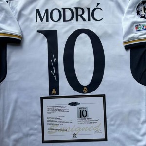 Modric Real Madrid Signed 23/24