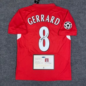 GERRARD SIGNED LIVERPOOL + COA